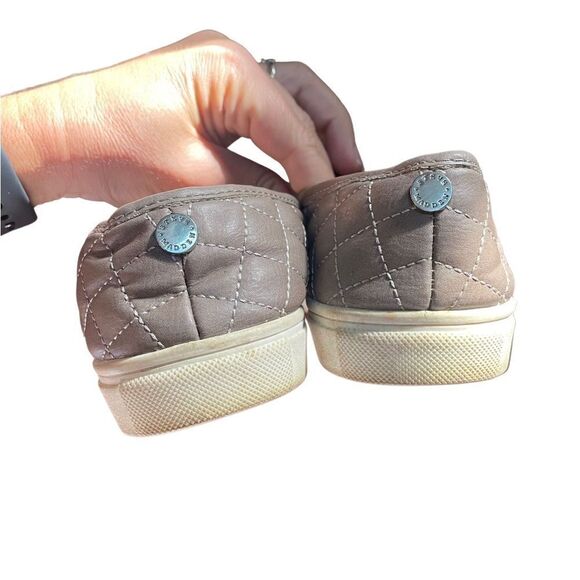 ❤️🔥Steve Madden Women's Zander Slip On Shoes Quilted - Size 6.5 - Picture 5 of 7